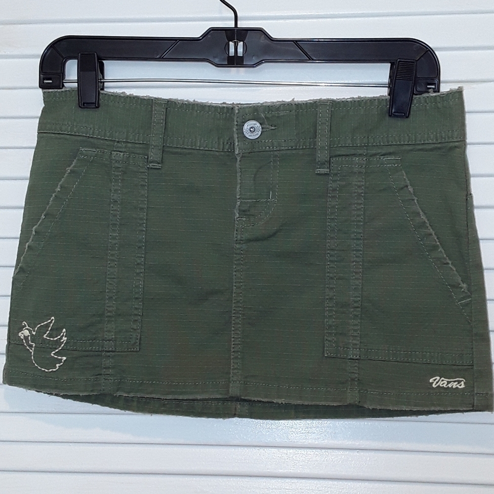 Vans Size 1 Green Sage Embroidered Mini Skirt